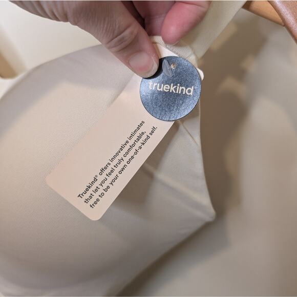 Truekind® Supportive Comfort Wireless Shaping Bra Size 4XL - Picture 2 of 7